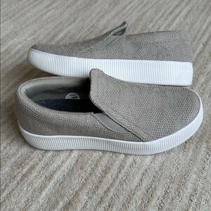 Like New: Allbirds Women's Lounger Lift Shoe Slip-on Weathered Grey Size 9